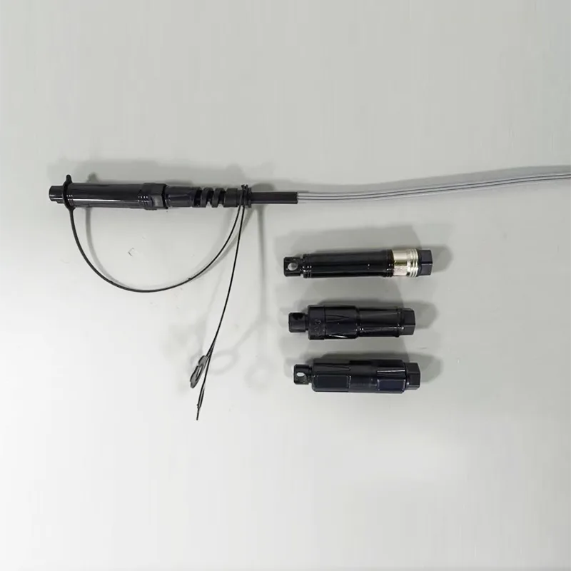 Tre-i-en vandtæt drop kabel-patch-ledning (Accord Optitap/Mini SC/Slim SC Connector)